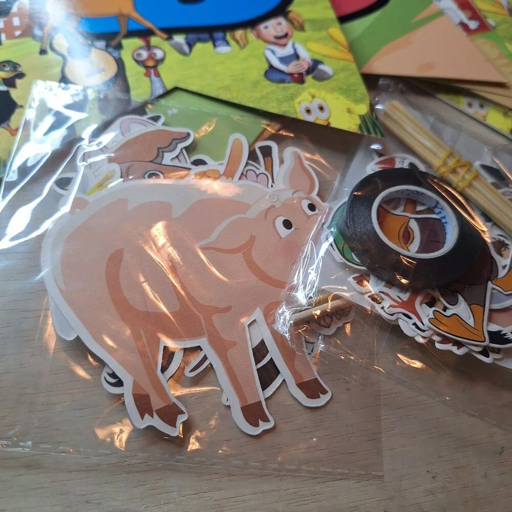 Barnyard Themed Birthday Party Decoration‎ Kit Animals Banner Cup Cake Toppers
